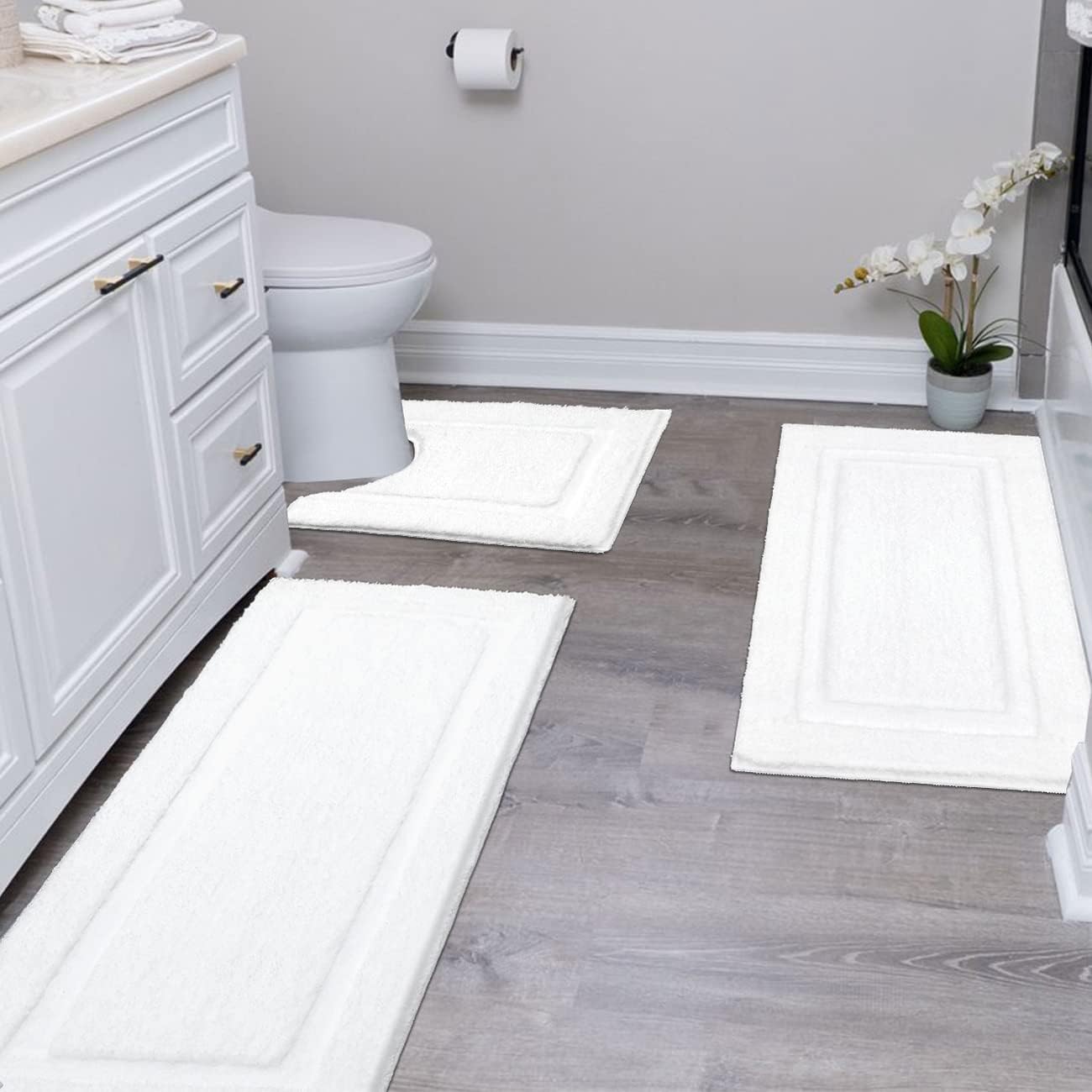 SHACOS White Bathroom Rugs Sets 3 Piece, 20"x32" + 20"x47" Non Slip Bath Mat and 20"x24" Toilet Rugs U Shaped Washable, Soft Fluffy Water Absorbent Bathroom Floor Mat
