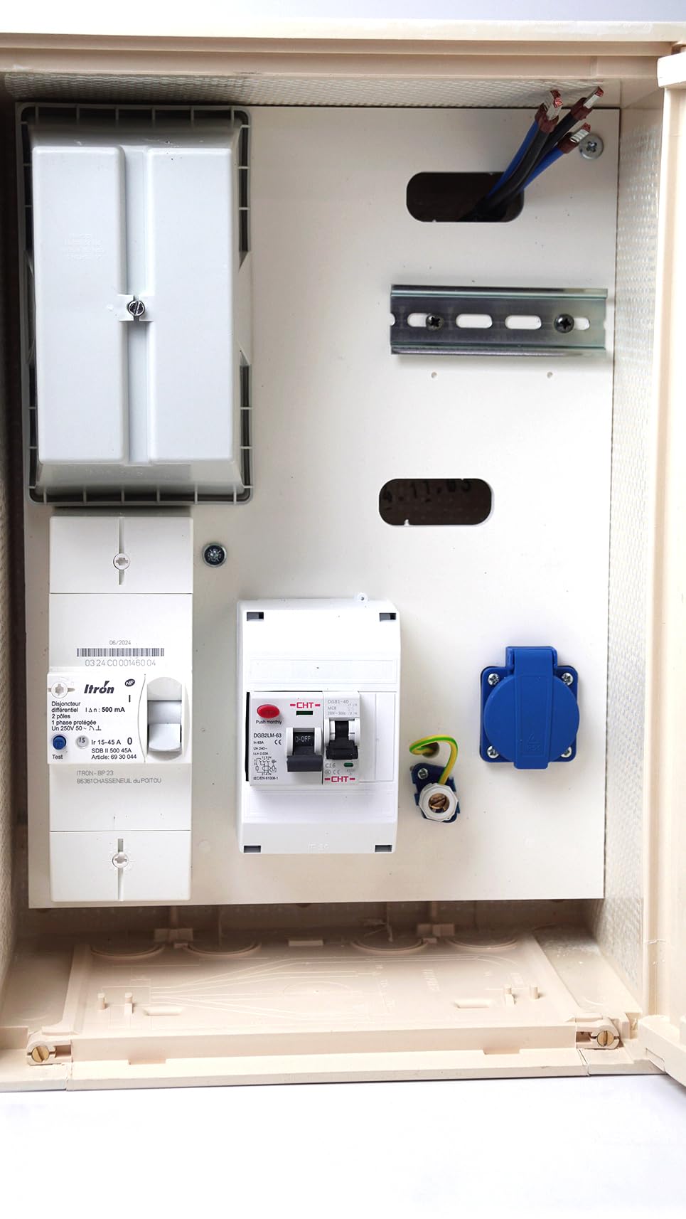 Carré Rouge - Coffret Compteur de Chantier Monophasé 15/30/45A, 9KVA, Pack Complet 15m, Compatible Raccordement ENEDIS, Fabrication Française - 49 x 35 x 20 cm