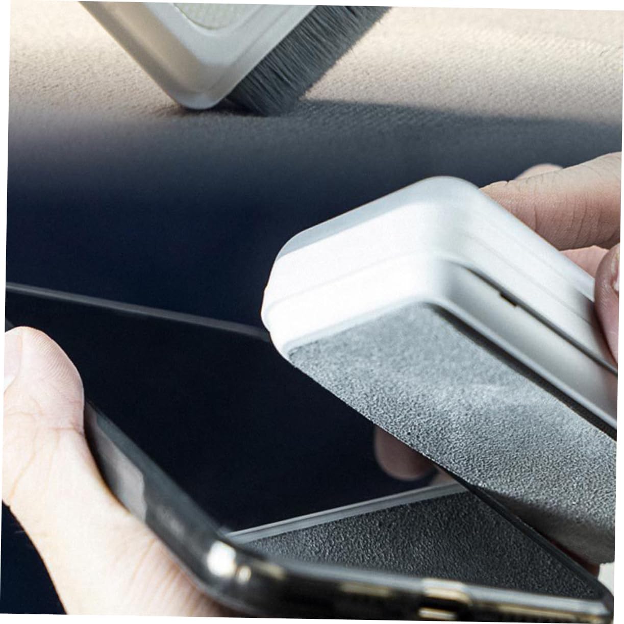 1set Multifunctional Earphone Cleaning Soft Brush Keycap Puller and Cleaning Cloth for Earbuds and Headsets for Phones and Computers