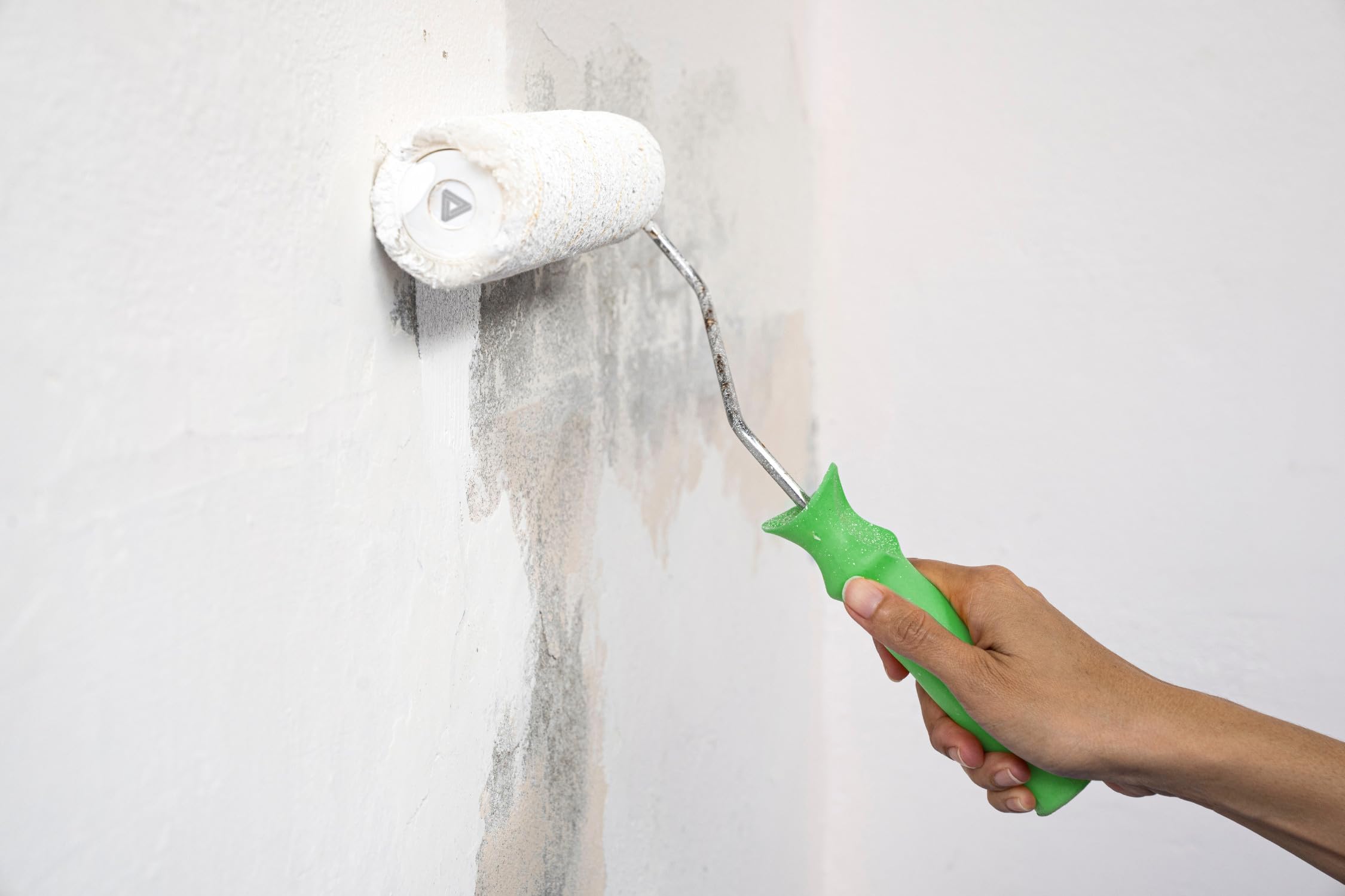 Tobolin Sanierfarbe Weiß 10 L - Antikondensationsfarbe zur Schimmelsanierung - Innenfarbe mit hoher Deckkraft und Langzeitschutz vor Schimmelbildung - Renovierungsfarbe nach Schimmelbefall