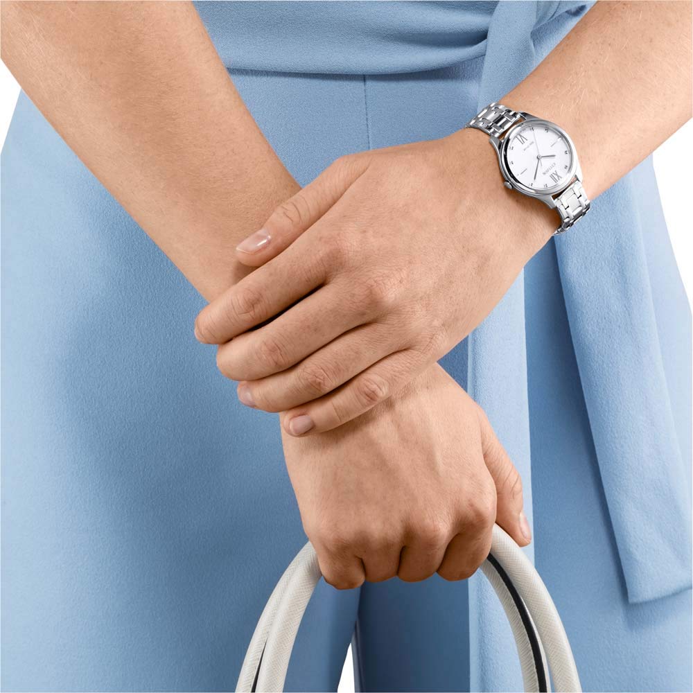 Citizen Damen Analog Eco-Drive Uhr mit Edelstahl Armband