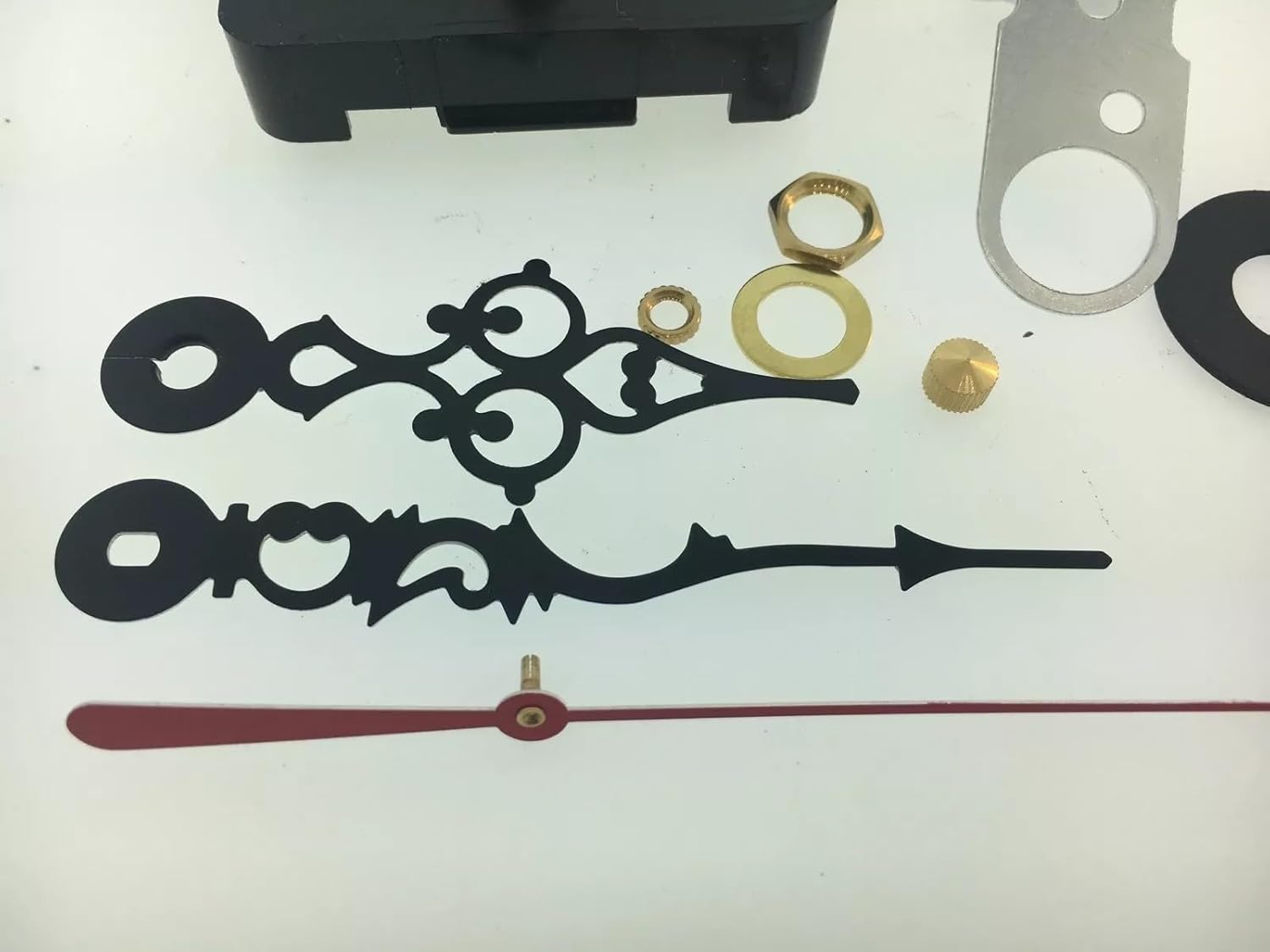 Takane Quartz Battery Clock Movement with Hands 1 1/4" Shaft fits 3/4" Dial USA