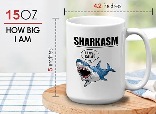 Miniatura 6 de Bubble Hugs Taza de café sarcástica de 15 onzas, color blanco  Sharkasm I Love Salad  Amantes de tiburones bromas bromas sarcasmo divertido