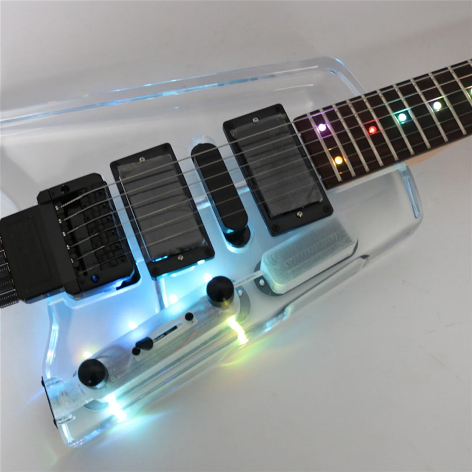 Bezgłowa, Przenośna, Akrylowa Mini Gitara Elektryczna Z Mostkiem Tremolo I Przetwornikiem HHS Początkujący Bezgłowy Gitara Elektryczna