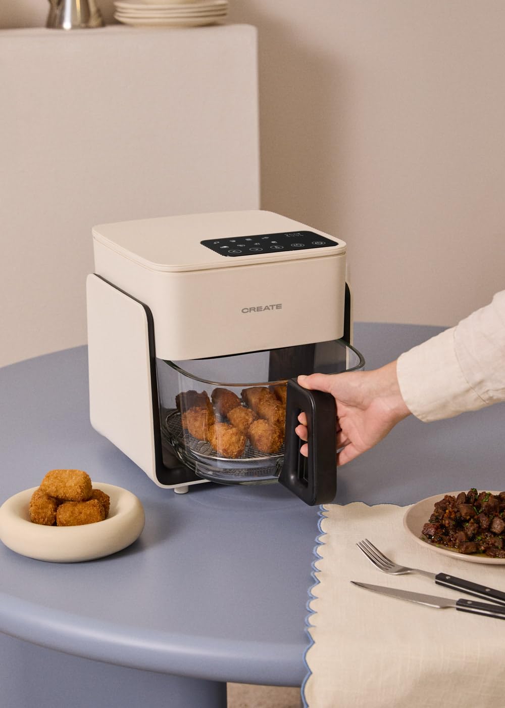 CREATE/AIR FRYER STUDIO CRYSTAL/Friteuse sans huile 4,2 L sans vaporisateur d’eau blanc cassé/Capacité 5-6 portions, 6 programmes, plateau en verre, contrôle du temps et de la température, 1300W