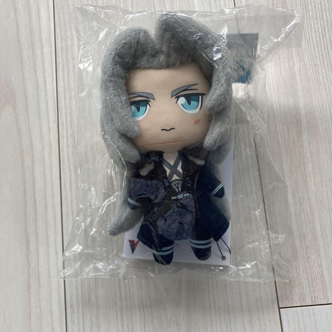 Amazon.co.jp: セフィロス ミニぬいぐるみ FF7 ff7 : おもちゃ