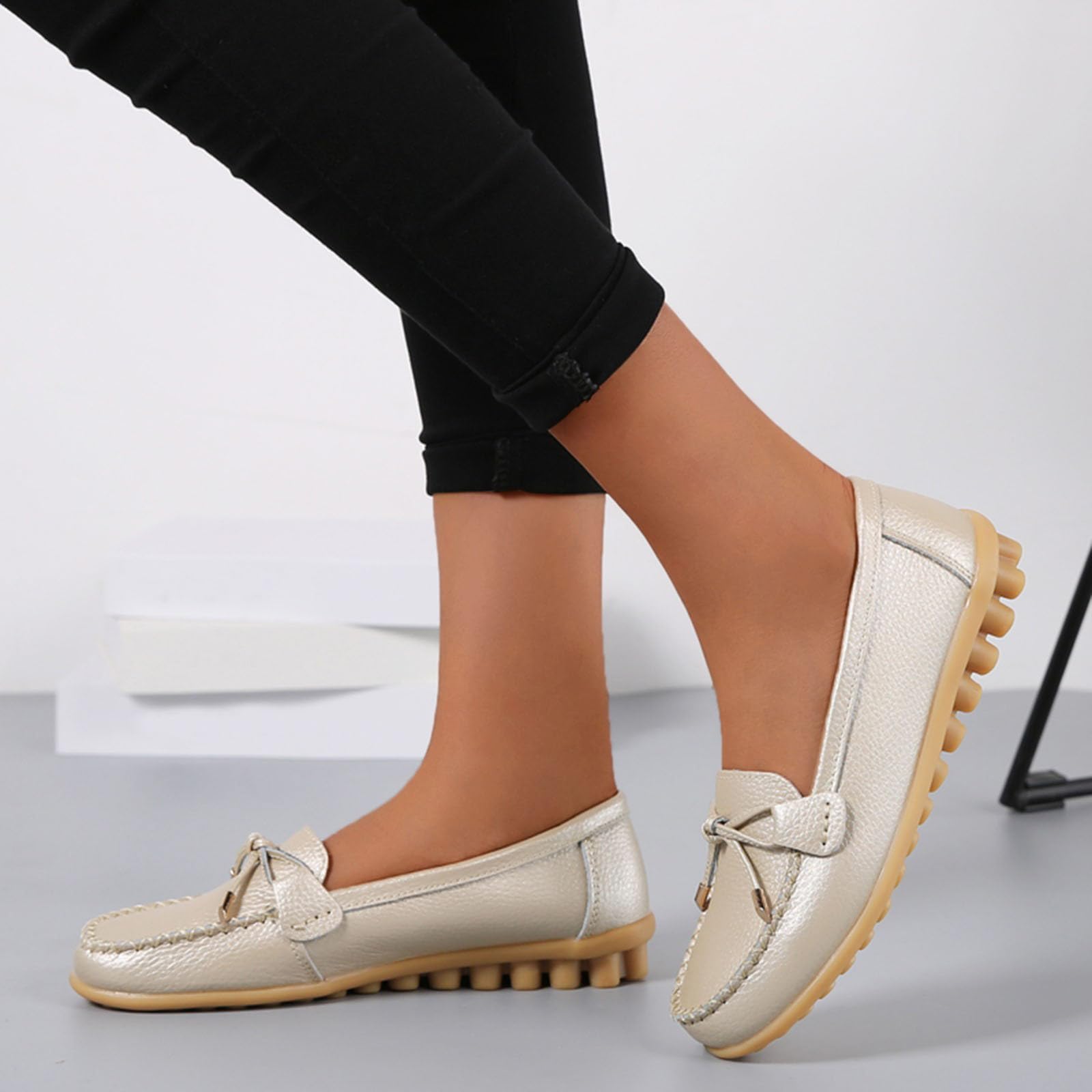 2026 Zapatos de mujer con lazo de color sólido, planos, antideslizantes, talla grande, zapatos individuales, zapatos casuales