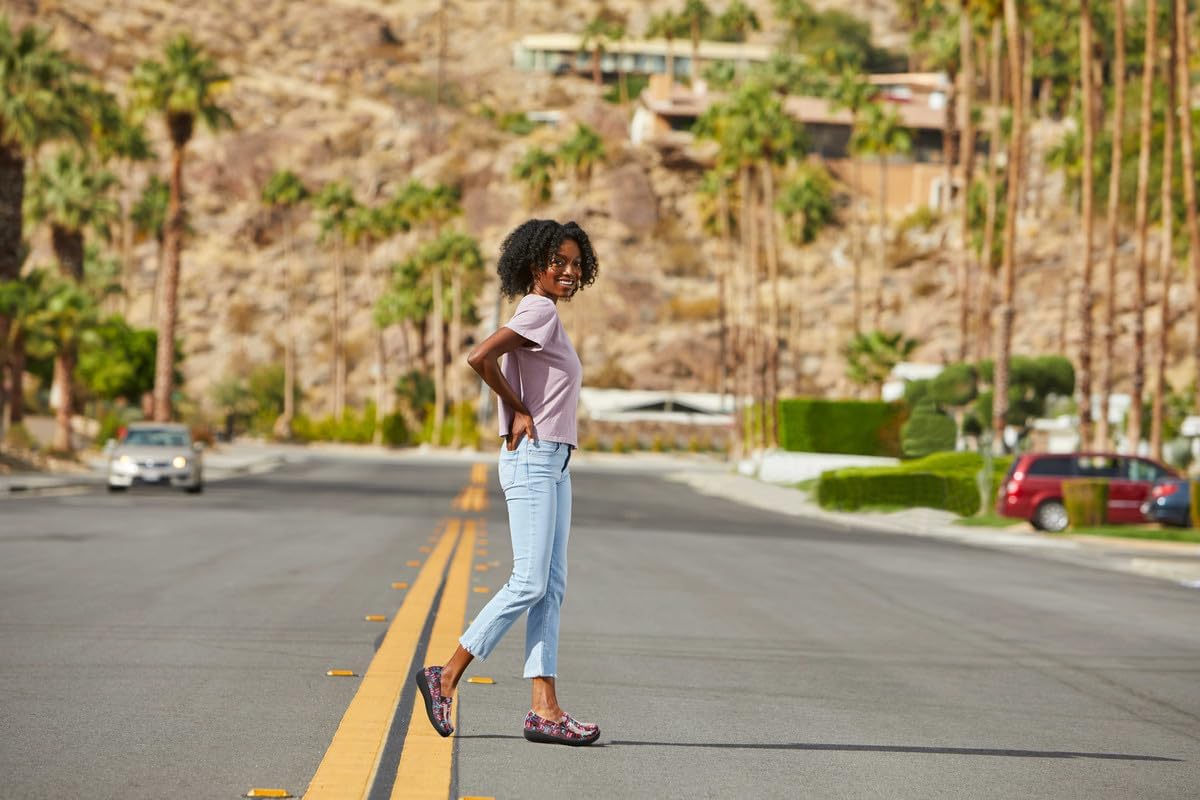 Glolily Kate Women's Slip-On Shoe - Professional Lightweight Extra Cushion, Slip-Resistant Work Shoe with Removeable Supportive Orthotic Arch Support Footbed - Image 2