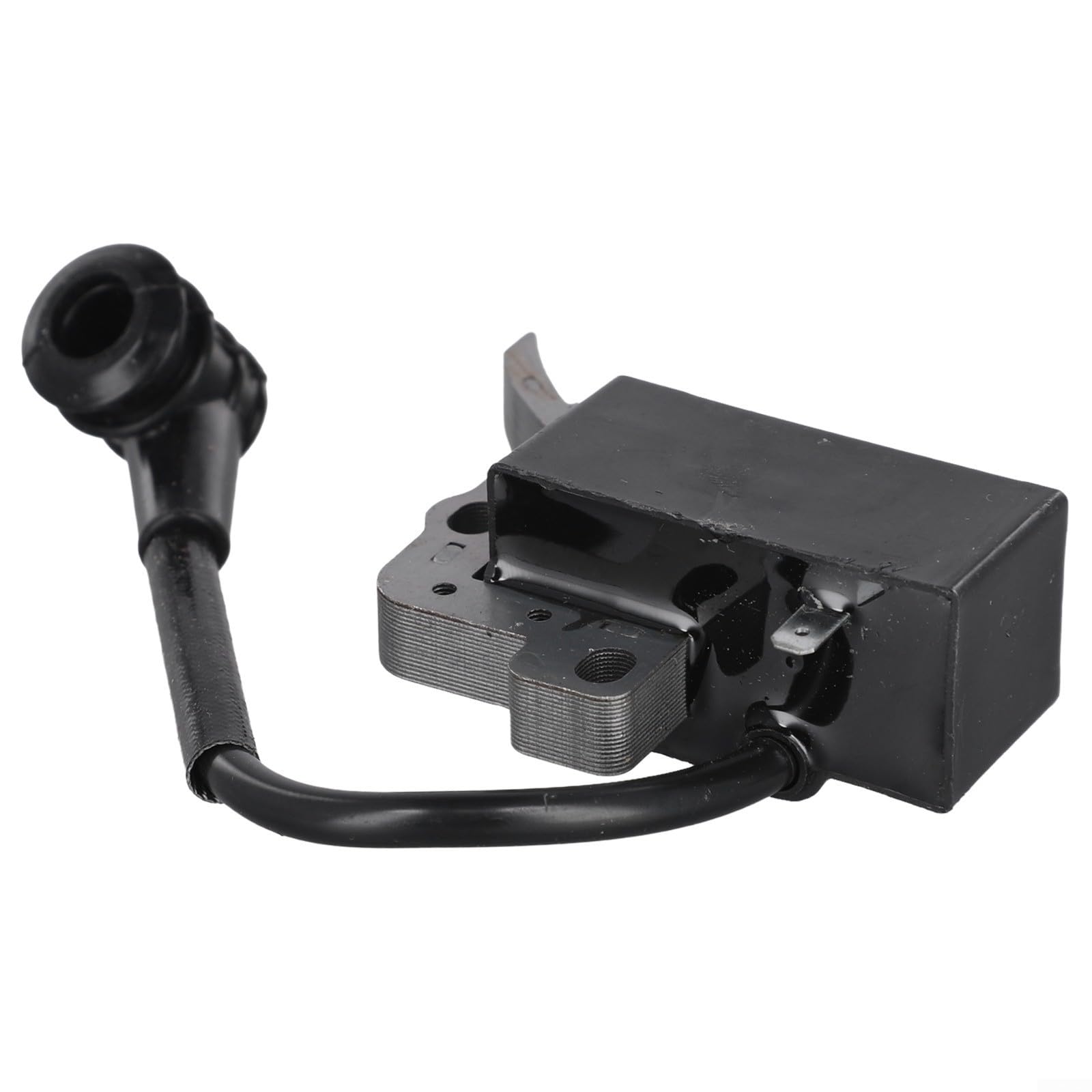 Bobine d'allumage Echo CS-306 pour réparer une tronçonneuse