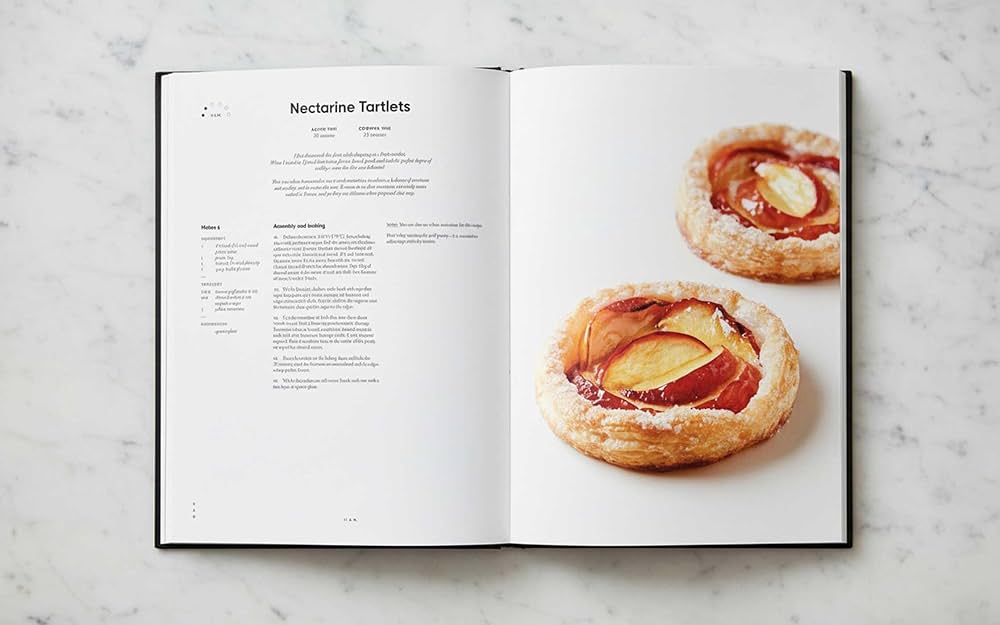 Gateaux: Sweets (Modern French Pastry): Yoshida, Mori