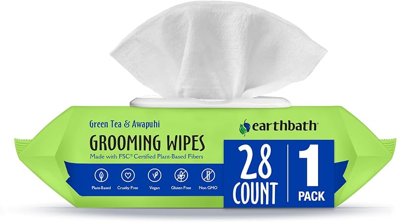 Toallitas de aseo Earthbath, té verde y Awapuhi, toallitas para perros para patas y trasero, las mejores toallitas para perros y gatos, fabricadas en Estados Unidos, toallitas de limpieza para perros sin crueldad, elimina la suciedad y la caspa, 28 unidades tamaño de viaje