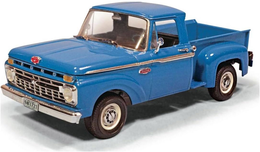 - Moebius MMK1232 1:25 1966 Ford F-100 Flareside Pick