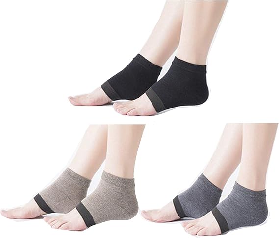 Amazon Co Jp かかとケア 靴下 3足セット レディース かかと ソックス つるつる 潤い かかと保護 ひび割れ対策 角質ケア ツルツル 保湿ジェル かかと靴下 保湿 就寝 ドラッグストア