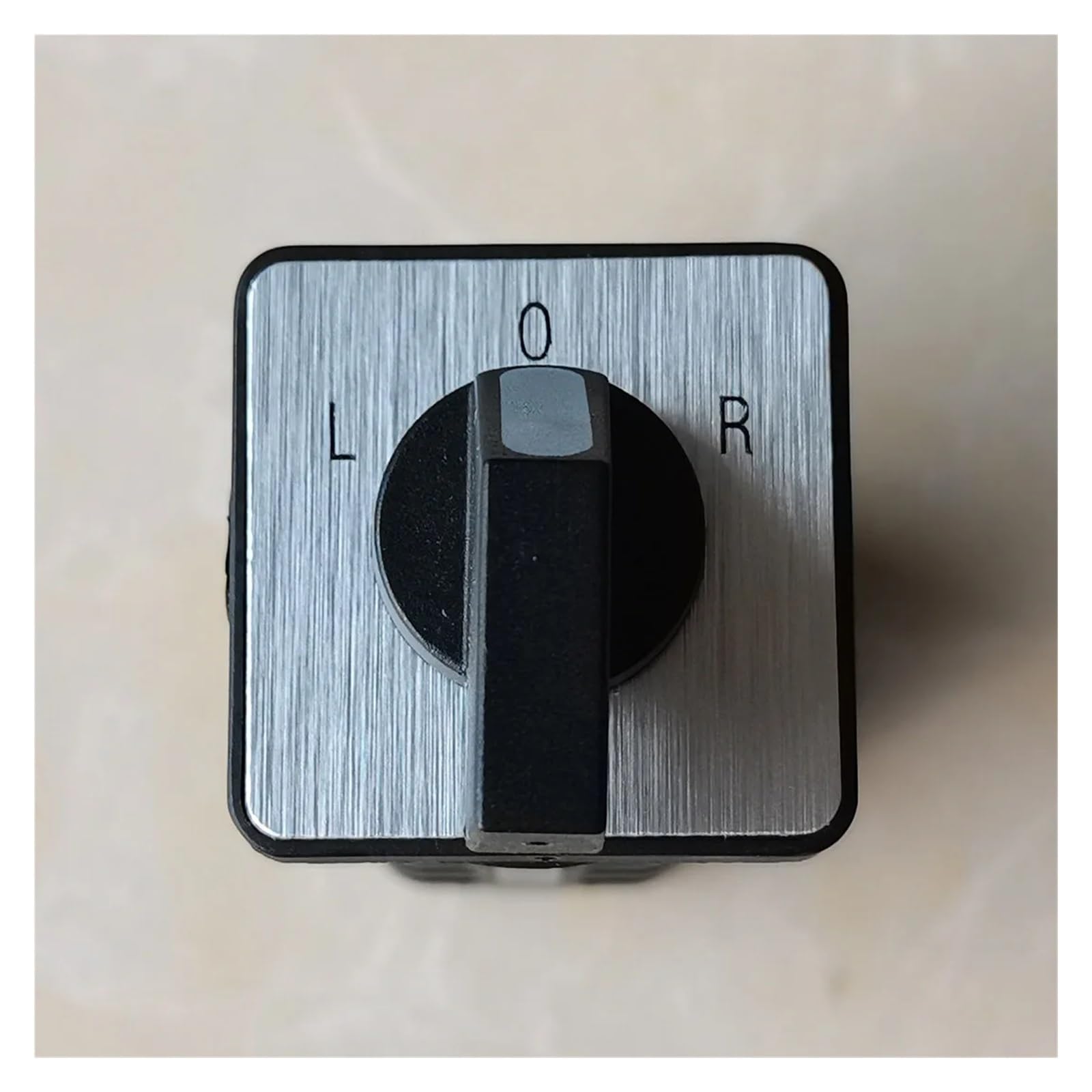 トモ20口 Amazon.co.jp: ZH-A ロータリーカムスイッチ、切替スイッチ、18A