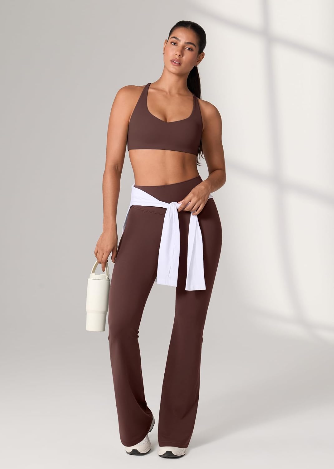 UNISSU Hugcurve Twist Cross Back Sports Bra image 4