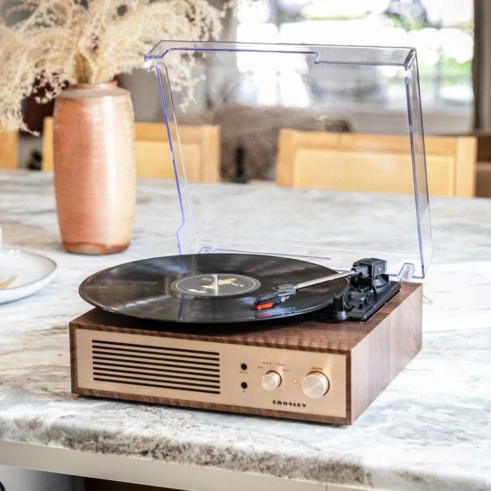 Crosley Miles 3-Gang-Plattenspieler mit Bluetooth EIN- und Ausgang, integrierten Lautsprechern, Walnuss