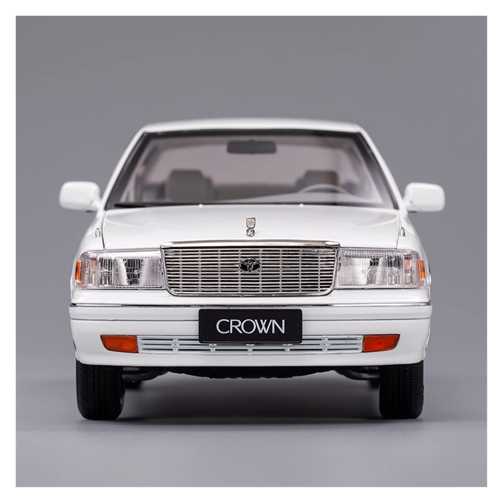 Amazon | ミニカー トヨタクラウン第10世代1:18合金車モデルブティック