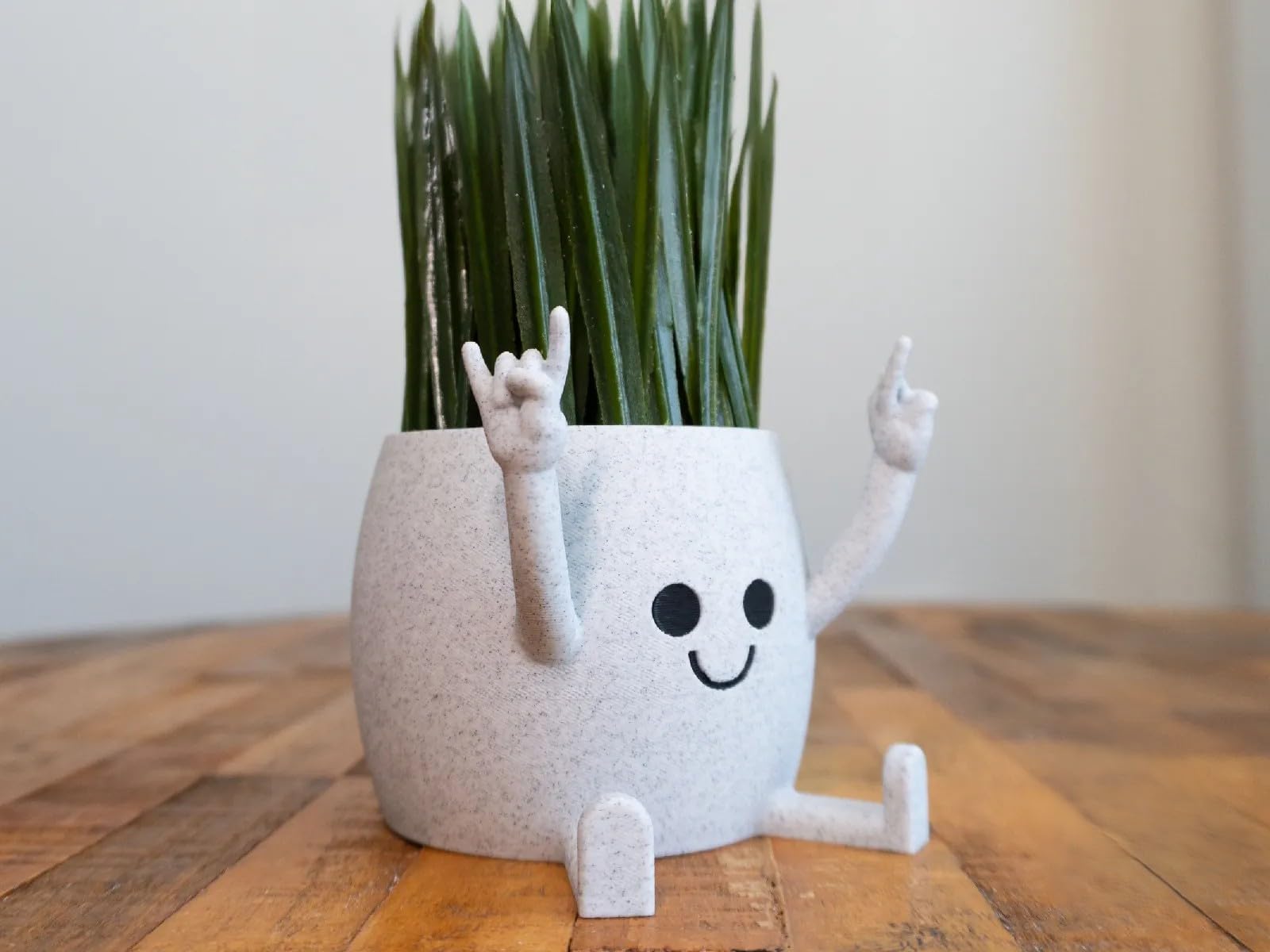 Decorative Plant Pot with Arms, 3D Printed Sitting Planter(Set of 2), Cute  Smiley Face Design, White : Amazon.in: Garden & Outdoors