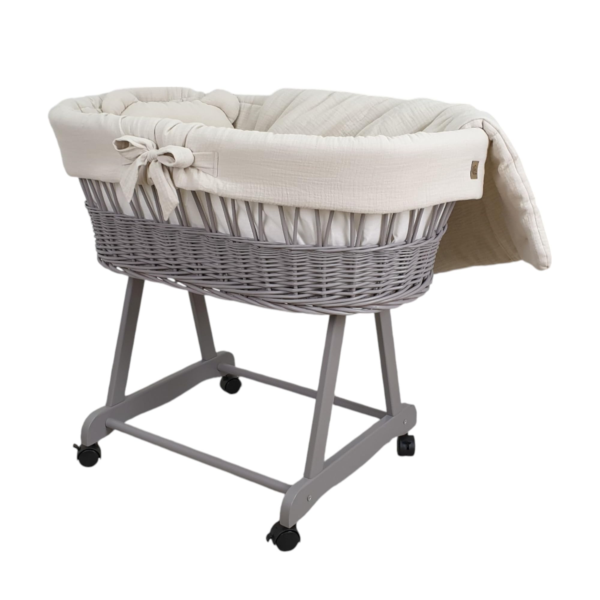 Stubenwagen Baby mit Rollen & Bremse – Grauer Moseskorb aus Naturweide inkl. Matratze & Ecru Bettwäsche aus 100% Baumwolle – sicher & mobil – Modell Amelia