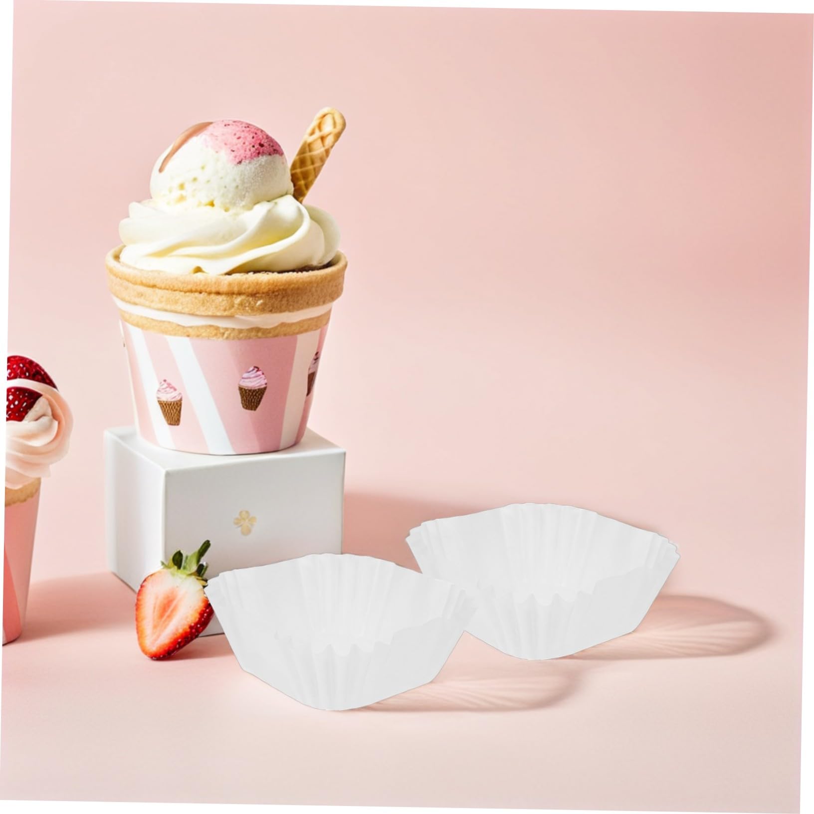 Gatuida Lot de 3000 Caissettes en Papier Carrées Résistantes la Graisse pour Gâteaux Mini-muffins et Boulangerie Festive