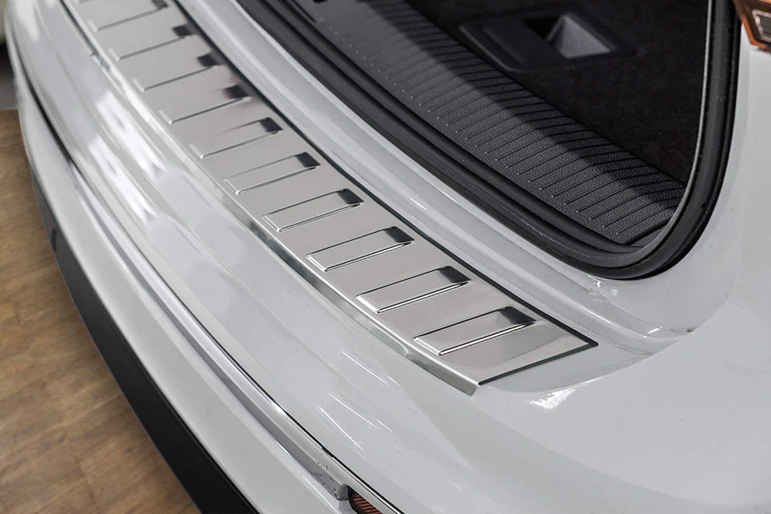 Chrome Bumper Protector To Fit Tiguan (2016+), Silver