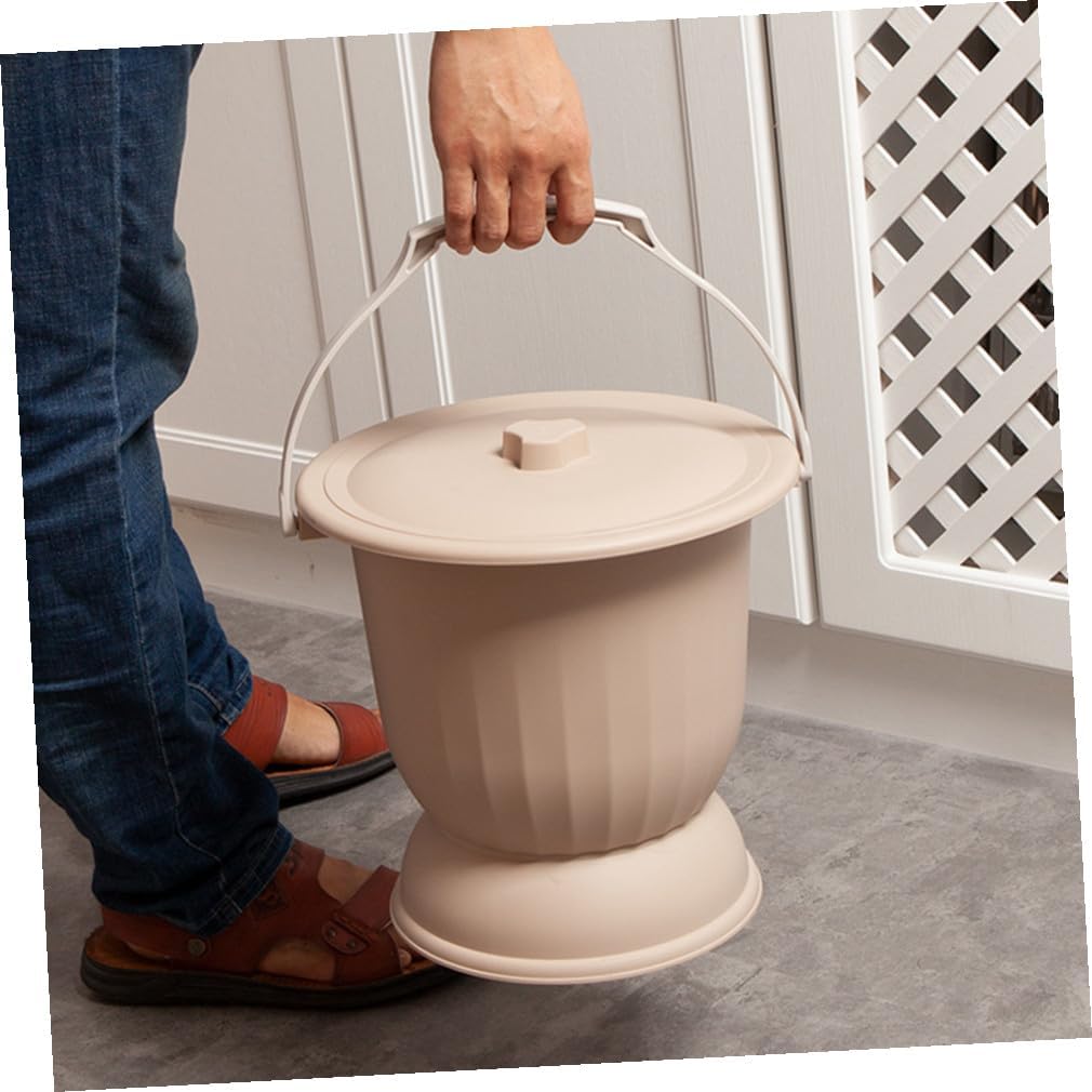 High Base Urinal Pot for Adults and Lightweight Spittoon with Lid Non Slip Design for Easy Cleaning for Bedrooms and Emergencies Durable Plastic Material Capacity