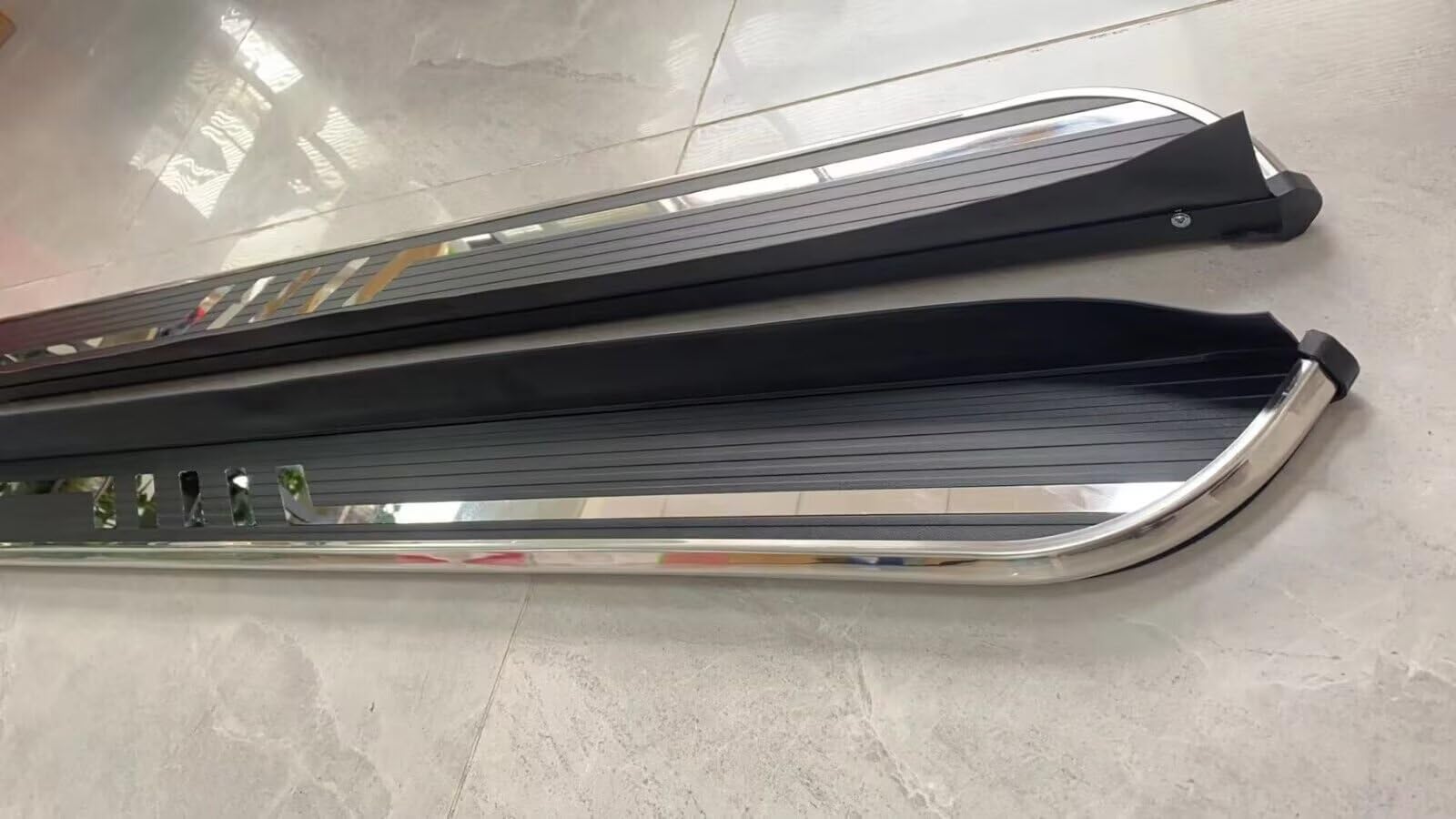 Deski do biegania do Chery TIGGO 4 PRO 2020-2026, 2 szt., aluminiowe stałe stopnie boczne (z uchwytem), zestaw bez wiercenia, zestaw śrub | DIY Project SUV, akcesoria do szyn, srebrne (1 zestaw) (ZYU)