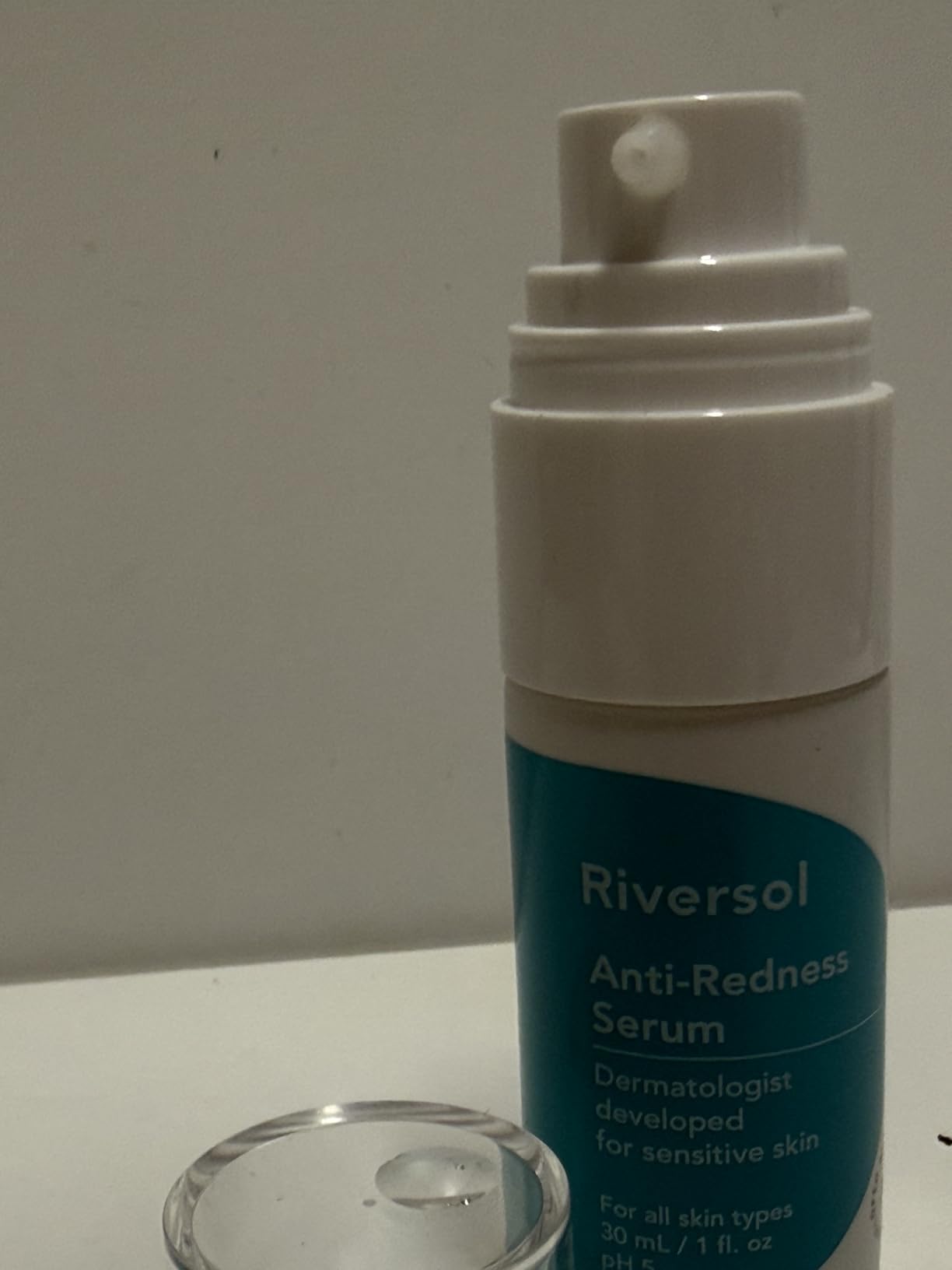 Riversol Rosacea Treatment for Face | Anti-Redness Serum for Sensitive Skin | Calming Redness Relief | Vitamin C & E | Anti-Aging Formula | Fragrance Free | Dermatologist Developed | Made in Canada