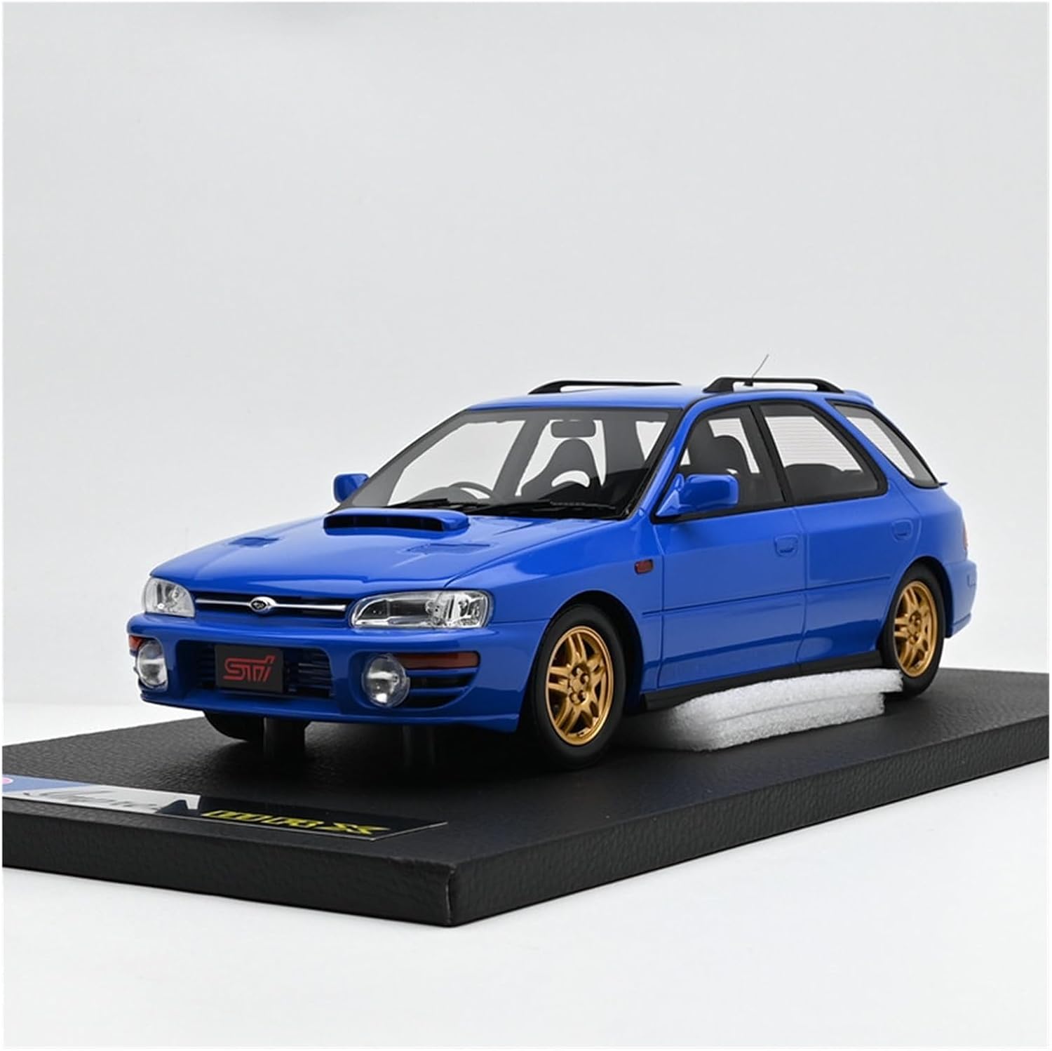 1:18 for Subaru Impreza Diecasts Metal Toy Vehicles Car Model Collection and Display Creative Gift Vehicles