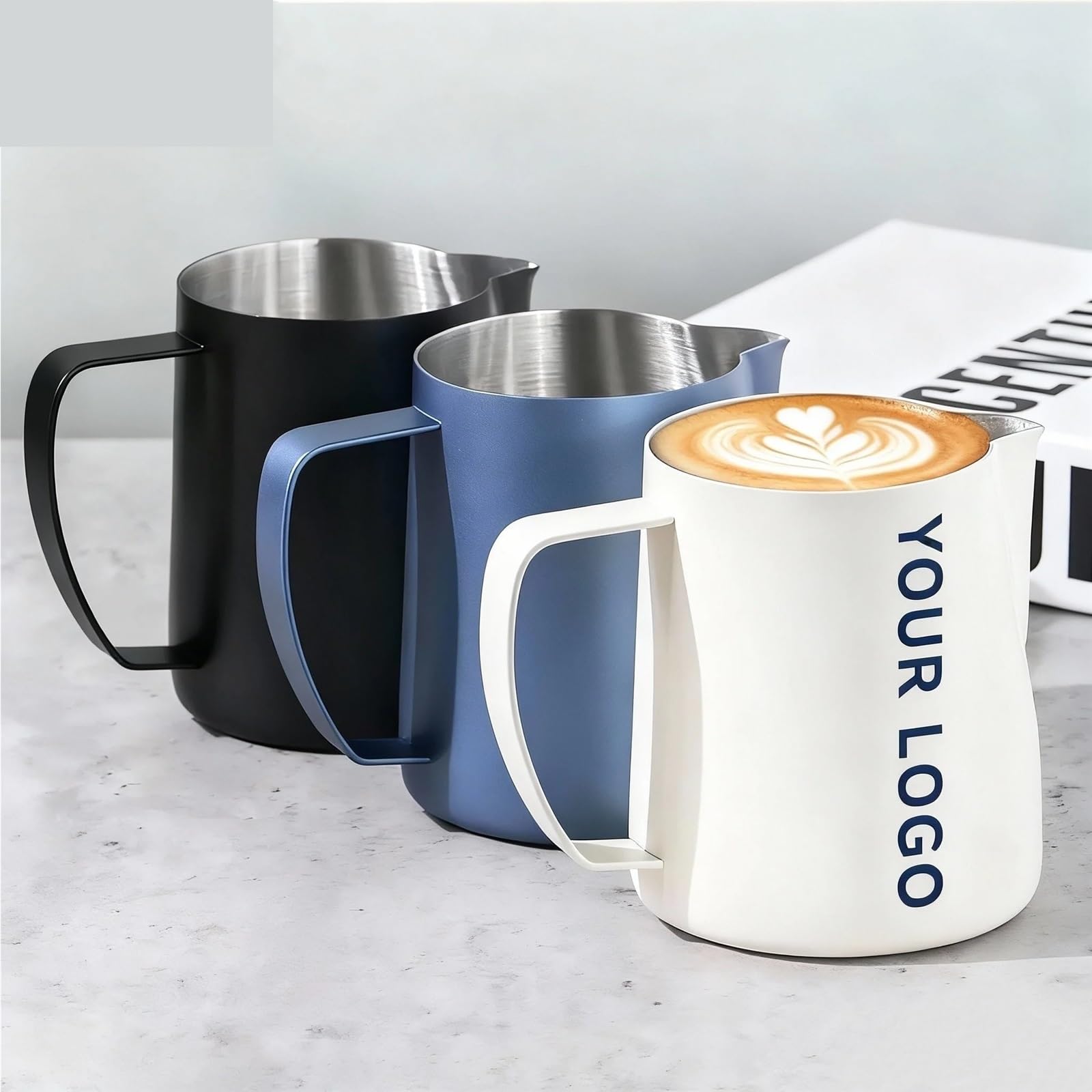 Genérico Jarra espumadora de leche de acero inoxidable 304, 450ml 700ml | Jarra para vaporizador y latte art barista, azul negro blanco plata, apta para lavavajillas(700ML,WHITE)
