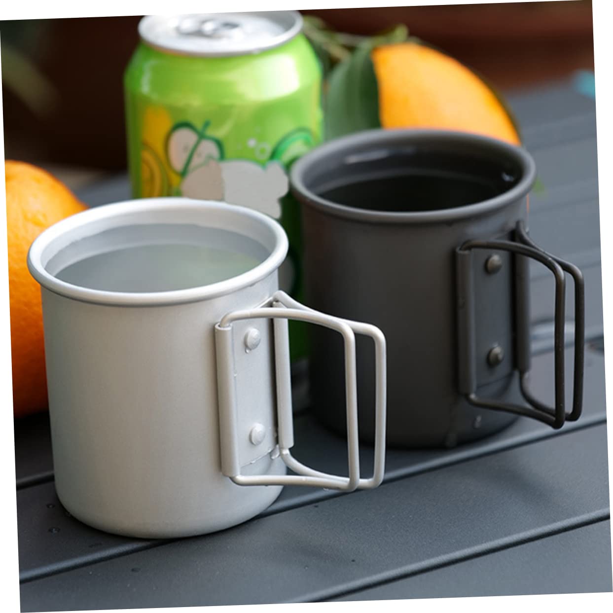 BESTonZON 2stücke Faltbarer Trinkbecher aus Aluminiumlegierung Tragbarer Wasserbecher Faltbarer Griff für Kaffee Bier und Andere Getränke Platzsparend Zusammenklappbar