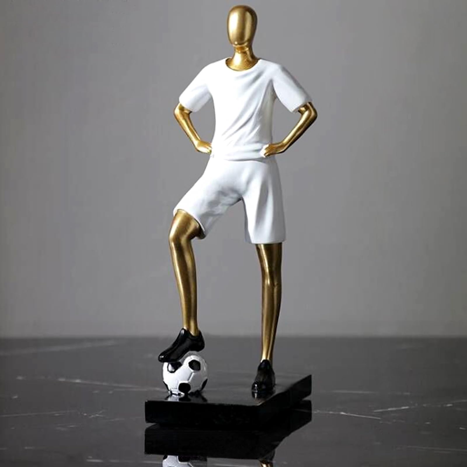 Figurka dekoracyjna 24 cm, figurki piłkarskie, piłkarz, statuetki, sportowa rzeźba stołowa, świetny prezent, dekoracja domu, dekoracje rzemieślnicze dla mężczyzn, chłopca, salonu, (D)
