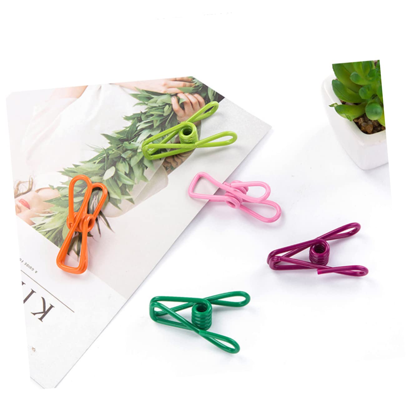 Cabilock 70 Piezas Clips De Almacenamiento De Colores Pinzas para Secar Ropa Pinzas para Ropa Resistentes Al Viento para Colgar Sábanas y El Tendedero Unidades