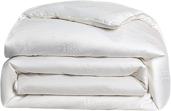 Silk Quilt is Warm by Four Seasons Skin is Cotton Satin