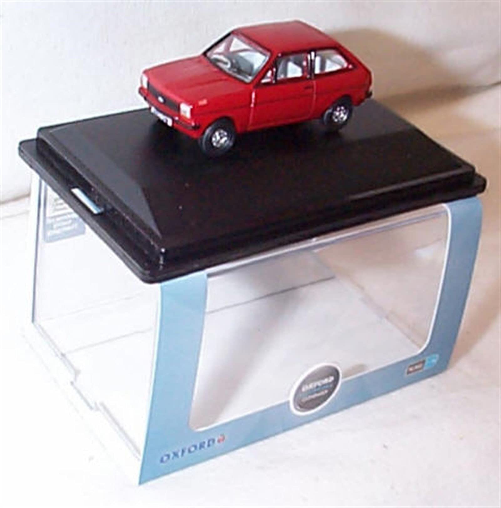 oxford Ford Fiesta Mk1 Venetian Red Vehicle 1.76 scale diecast model