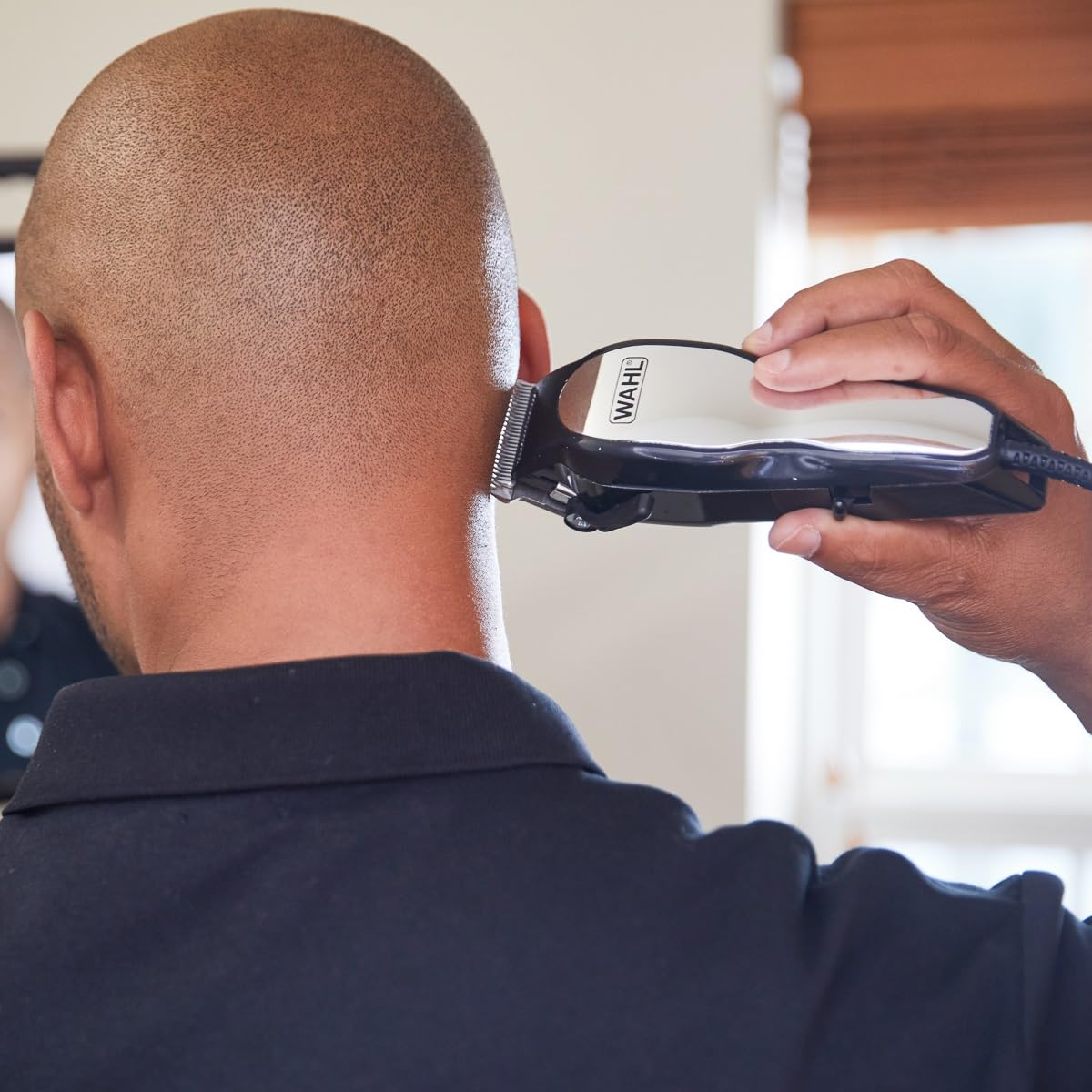 WAHL Baldfader, cortapelos para hombres, cable, longitudes precisas, 8 peines, cuchillas de precisión autoafilables, de pelo corto