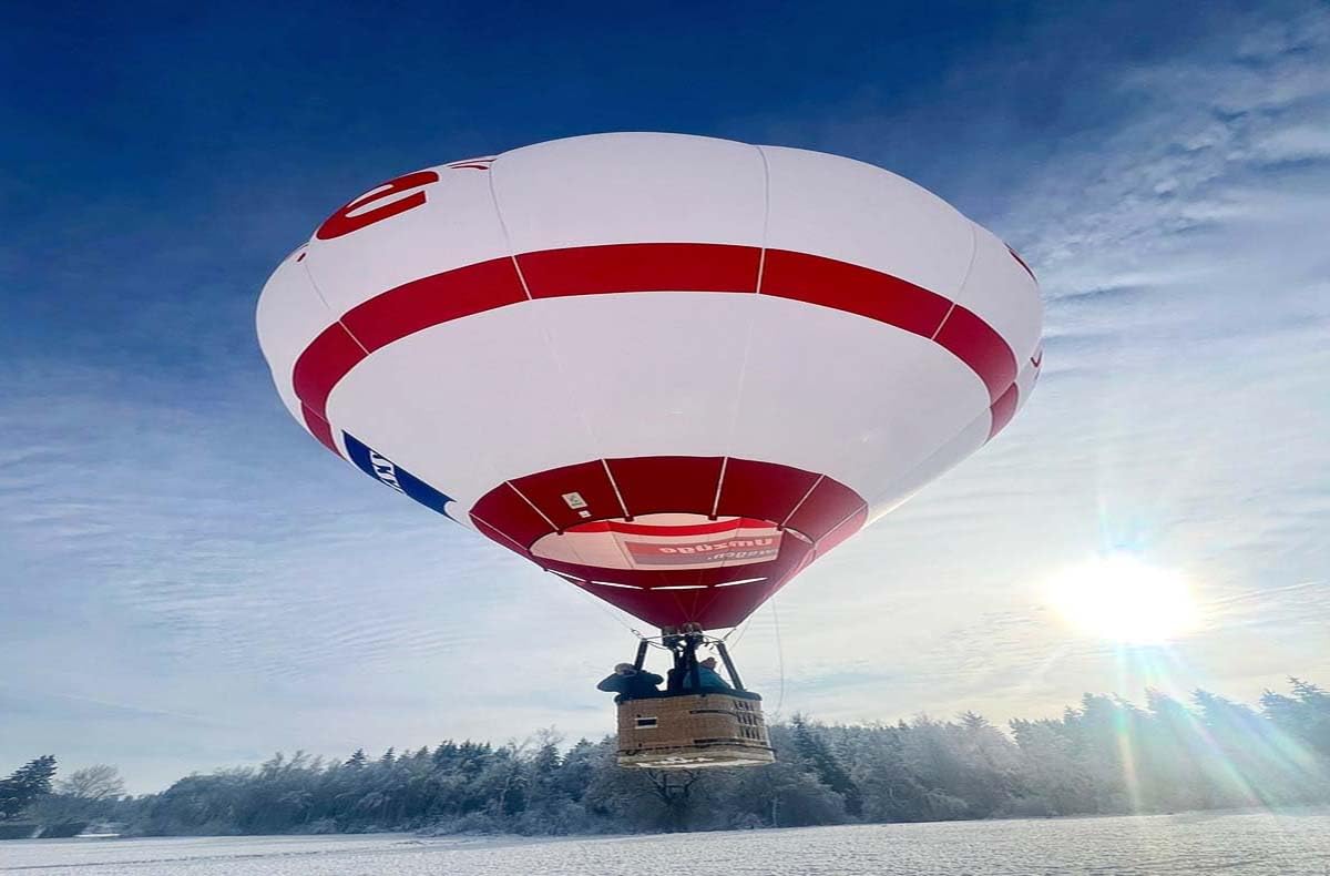 JOCHEN SCHWEIZER Geschenkgutschein: Romantische Ballonfahrt für 2 Weißenhorn