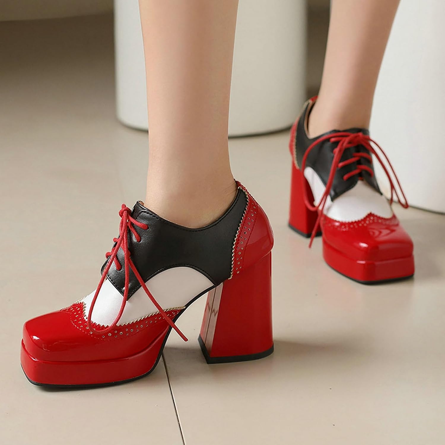 LUXMAX Women Platform Oxford Shoes Lace Upe Square Toe Wingtip Vintage Chunky Heel Saddle Shoes