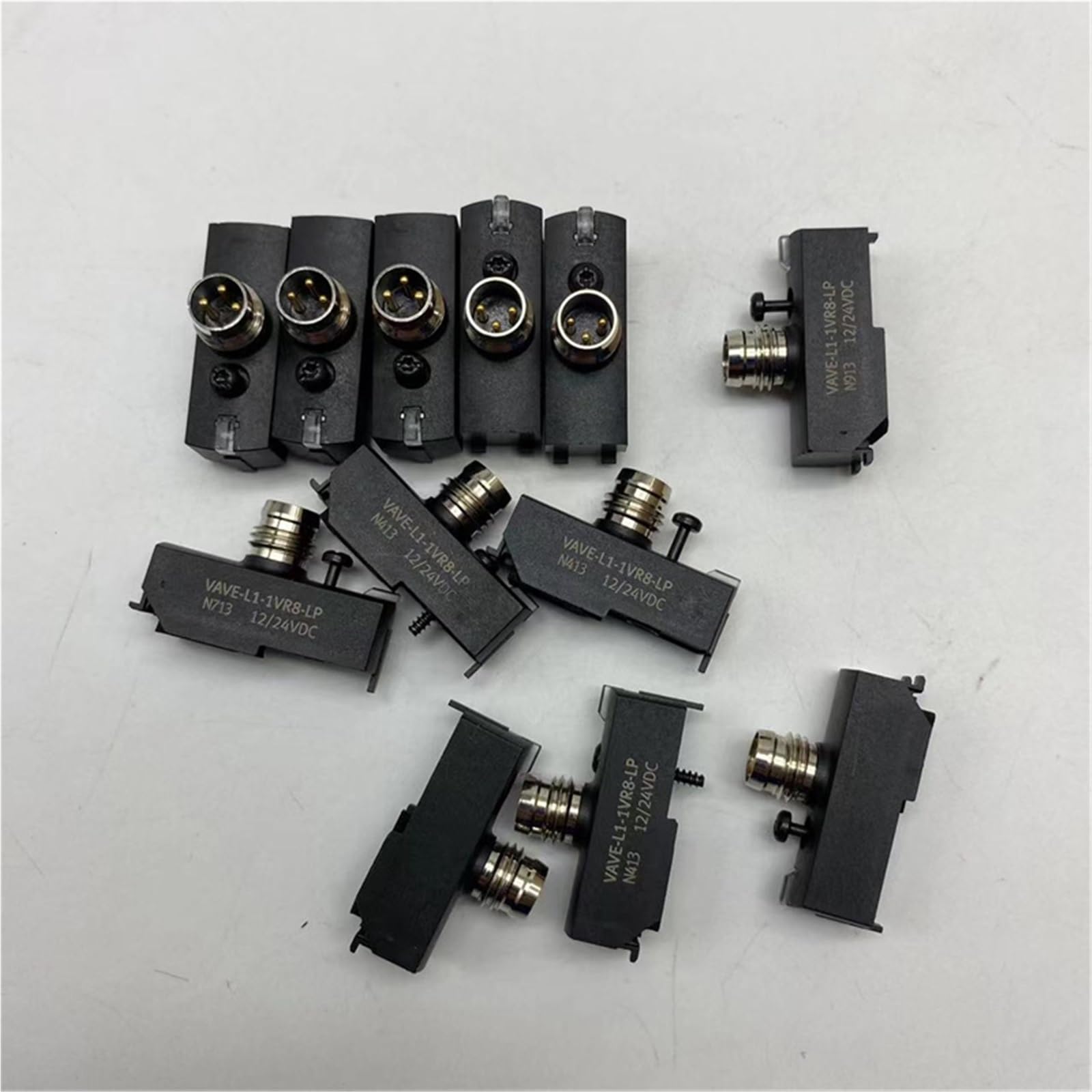 sous-Base électrique VAVE-L1-1R8-LR 573920 1 pièce (VAVE-L1-1VR8-LP 573919)(VAVE-L1-1VR8-LP 573919)