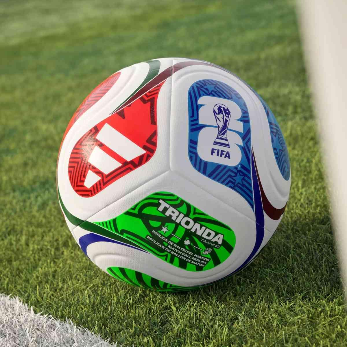 adidas Balón Copa Mundial de la FIFA 26™ Trionda Training