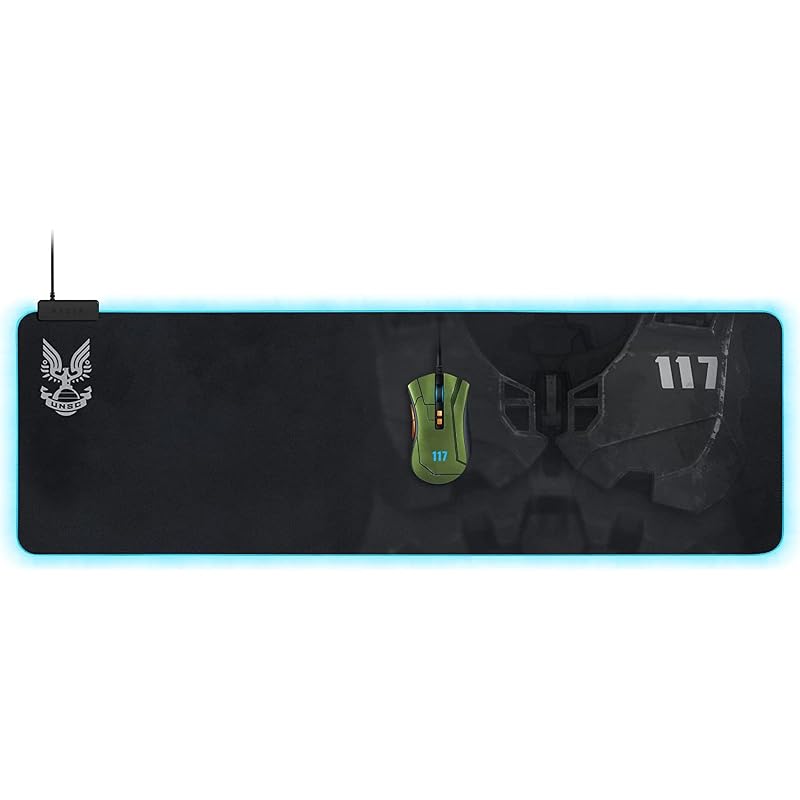 Razer Goliathus Extended Chroma HALO Infinite — per chi tiene mouse e tastiera sullo stesso tappeto