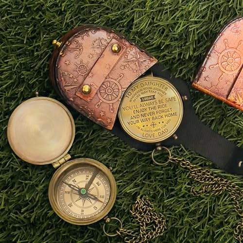 Brújula de bolsillo grabada con estuche de cuero miniatura 4