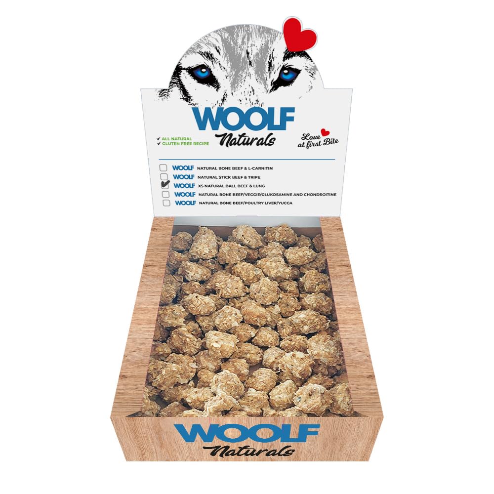 WOOLF Naturals Dog Treats | Beef and Lung, 900g