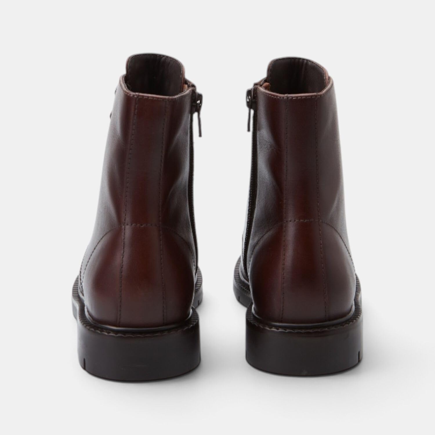 BATA Stivaletto Stringato in Pelle da Donna Elegante e Comodo