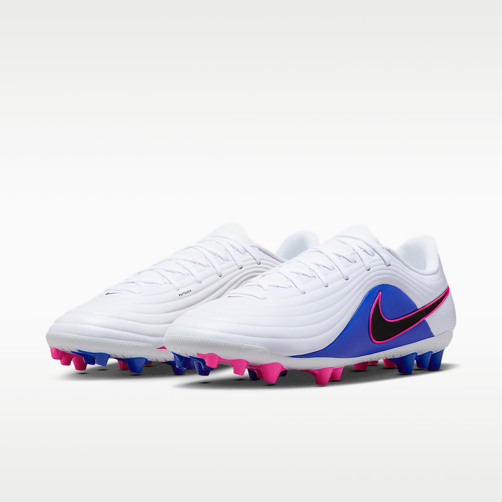 Nike Tiempo Maestro Academy AG Soccer ShoesHombre