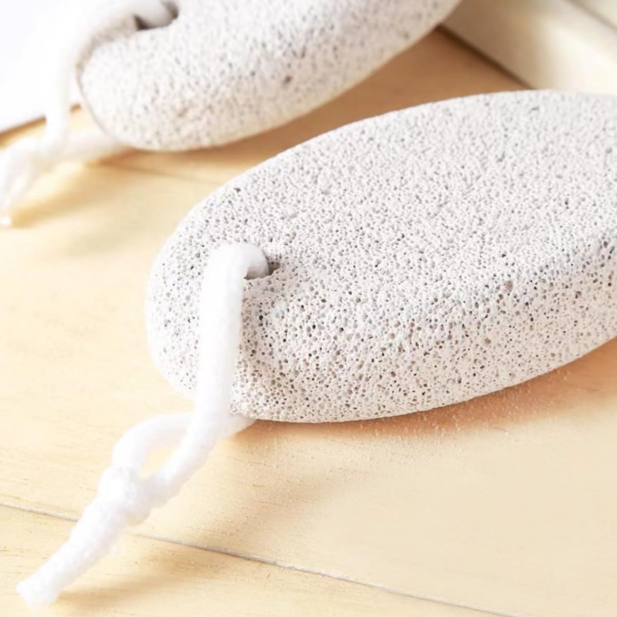 Pietra pomice,2 pcs Pietra pomice per i piedi,Pietra pomice naturale,Piedi Scrubber Della Pelle Morta Strumenti per pedicure,per la pelle dura e morta,Leggero rimuovitore di calli