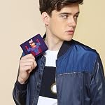 Porte-monnaie pour adolescents avec fermeture éclair pour adolescents et adolescents, frais en cuir bi-plié avec carte de crédit en espèces et ID Fenêtre pour les hommes, Cadeaux amusants pour les enfants, Héros