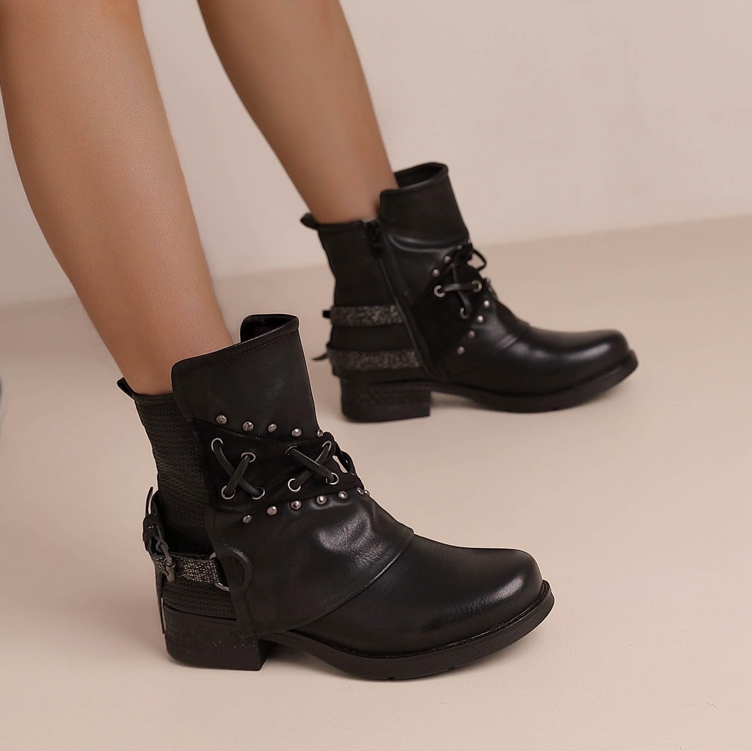 Pogolino Damen Stiefeletten Nieten Biker Boots mit Reißverschluß flach bequem Stiefel ST016