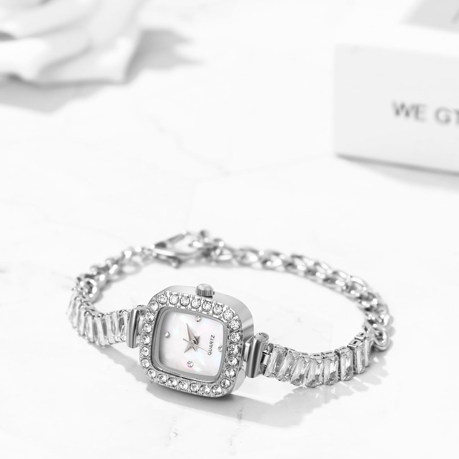 OIDEA Ultra-Thin Bracelet Watch for Women: Elegant Rhinestone Diamond Square Shell Decoration Dial Quartz Wrist Watch Casual Dress Ladies Watch - Image 5