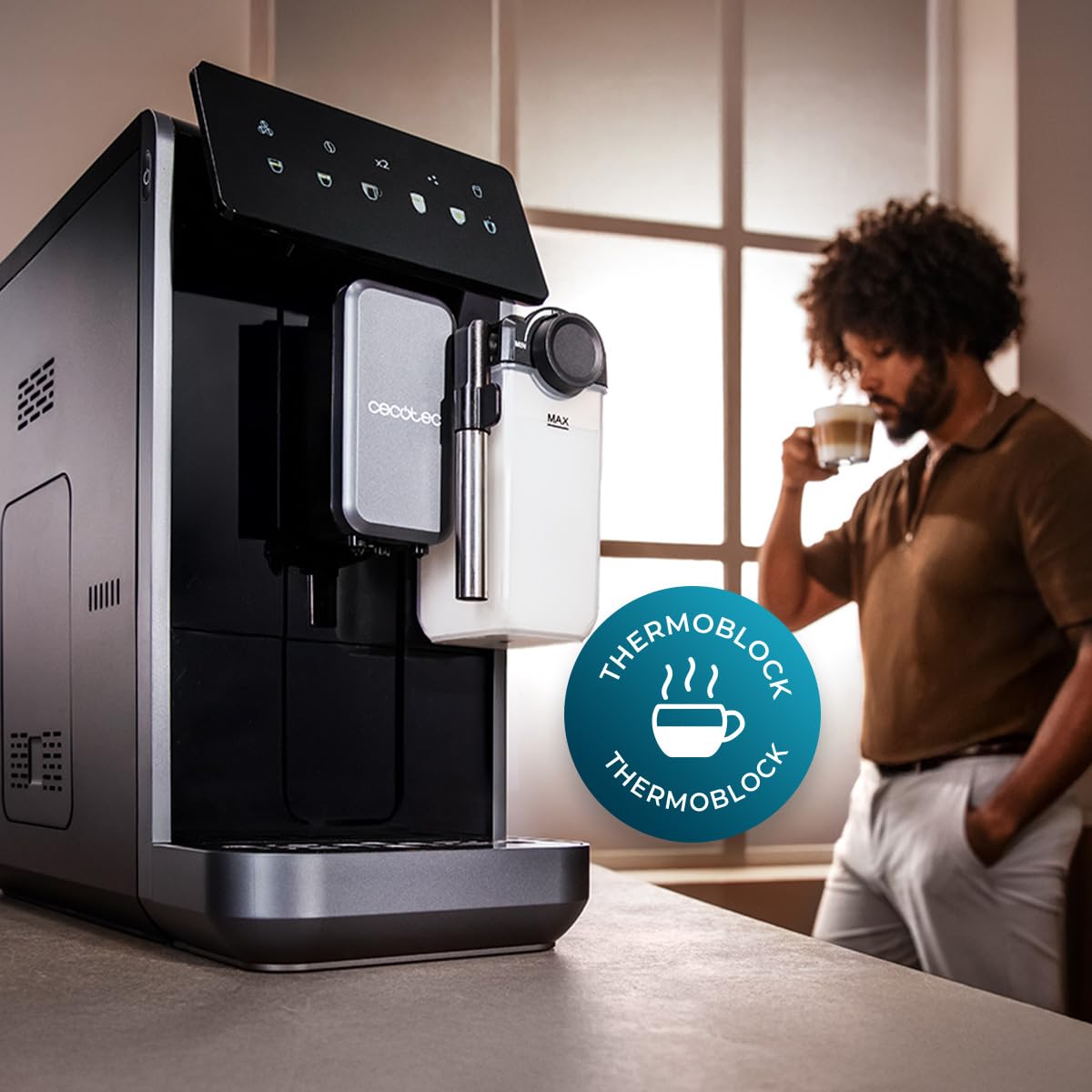 Cecotec Superautomatyczny ekspres do kawy Cremmaet Long Milk. 19 Bar, Thermoblock, 7 napojów, parownik, 5 poziomów mielenia, zbiornik na wodę 2 l, 240 ml mleko i 280 g kawa, odkamienianie
